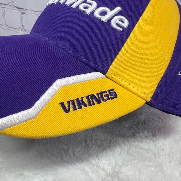 ⛳️NWOT |•TAYLOR MADE•| Minnesota Vikings TMAX Gear Hat One Size🏈 - Picture 7 of 12